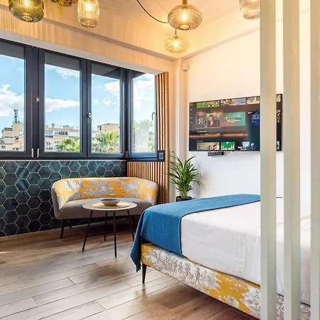 Urban Luxe Torremoilinos トレモリノス