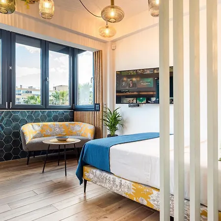 アパート Urban Luxe Torremoilinos